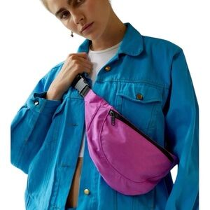 BAGGU Crescent Nylon Fanny Pack Crossbody Bag in Extra Pink, OS, NWT